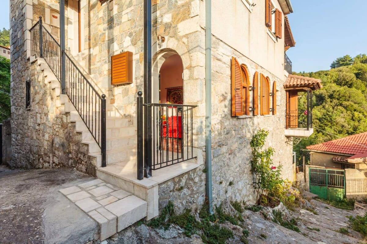 Stemnitsa Stone Residence - Cosy Mountain Escape Exterior foto